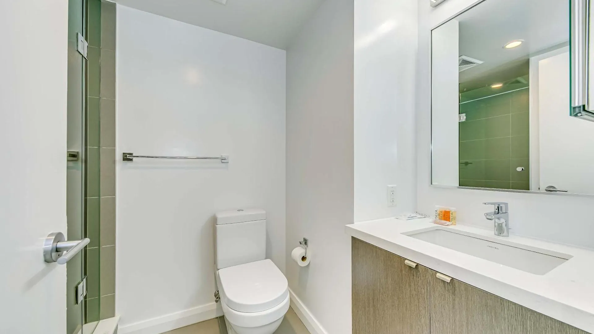 Apartment Milano In Yorkville Toronto